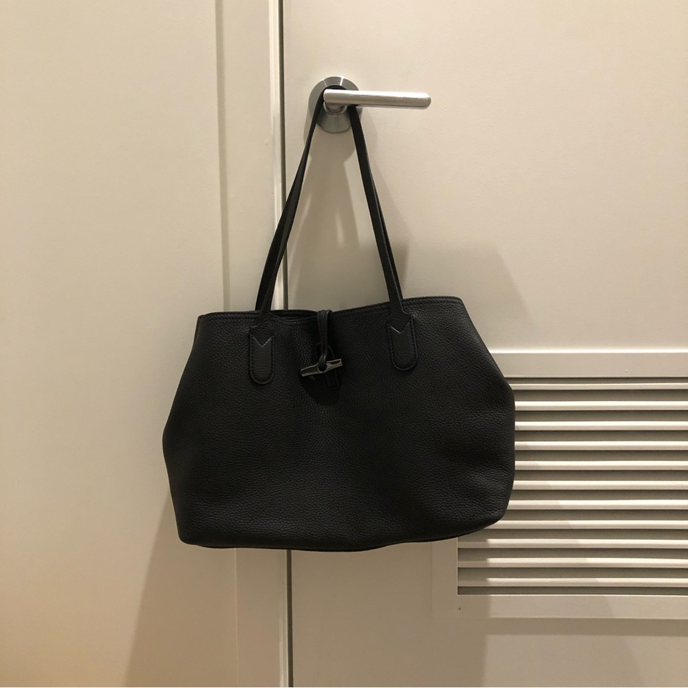 Longchamp Roseau Essential Medium Leather Tote